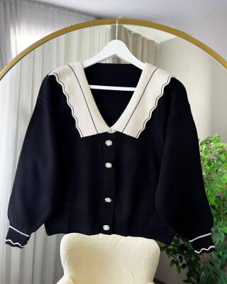 LORA DÜĞME GÖRÜNÜMLÜ BEBE YAKA TRİKO HIRKA 3012-01-SİYAH