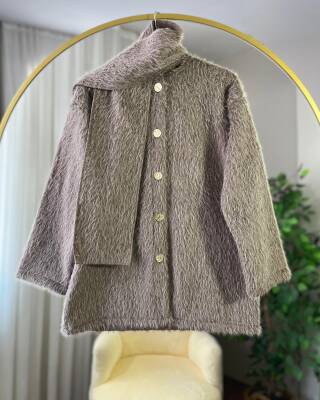 SOLA ÖNÜ DÜĞMELİ ATKILI CEKET KAP 4005-10-VİZON